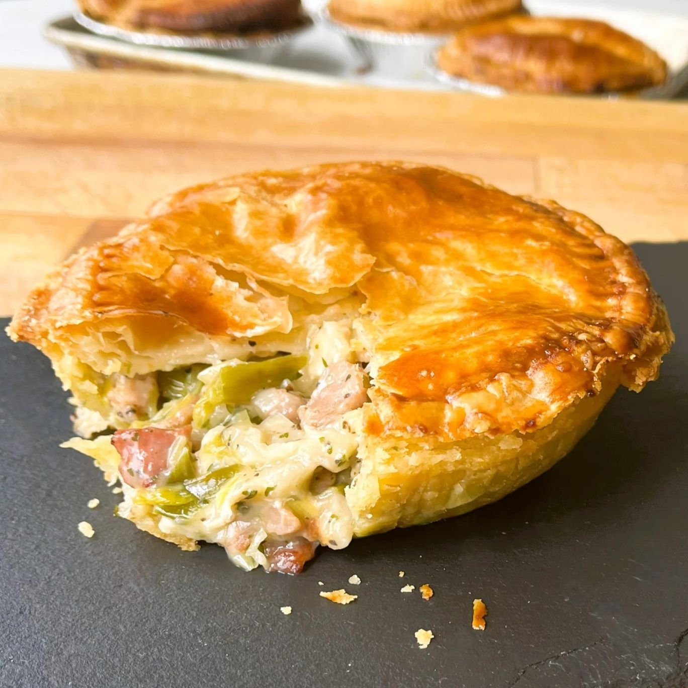 Jolly Posh Chicken, Bacon & Leek Pie: 10oz